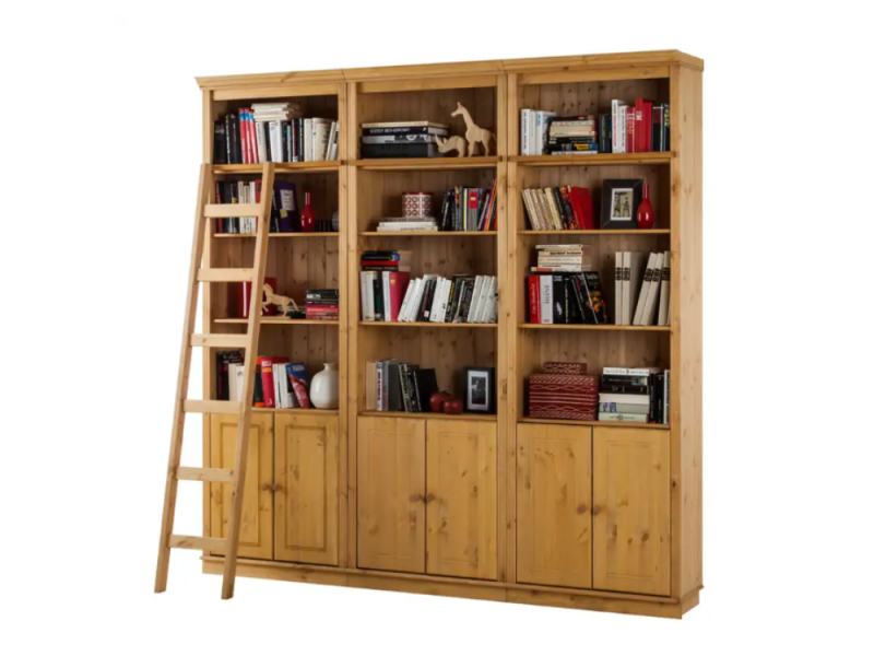 Escada de madeira maciça cor cera / Coleção Biblioteca